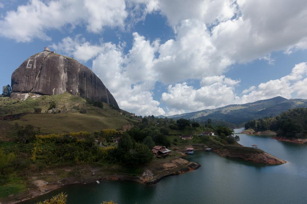 Casa Galeria Guatape Villa Exterior foto